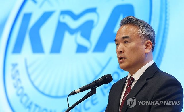 김성근 대한의사협회 대변인