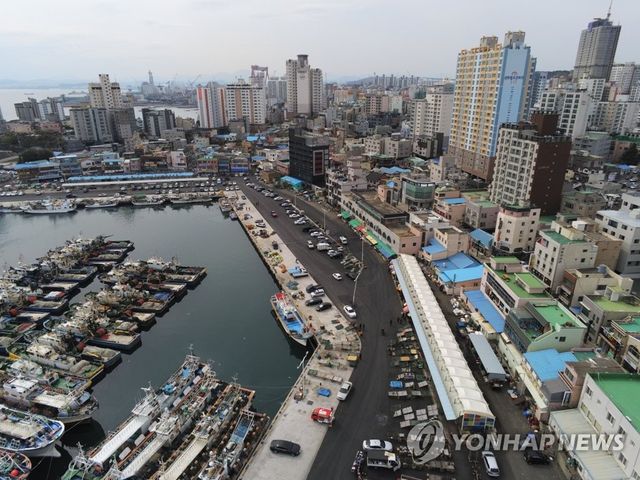 울산 방어진항 전경