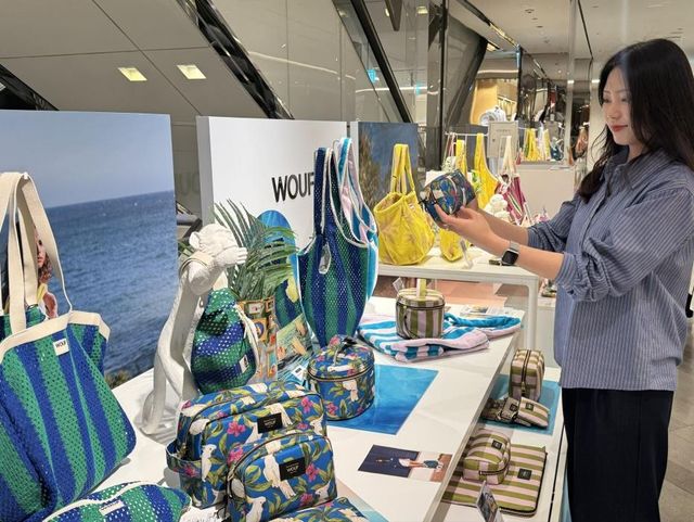 백화점의 여름 상품