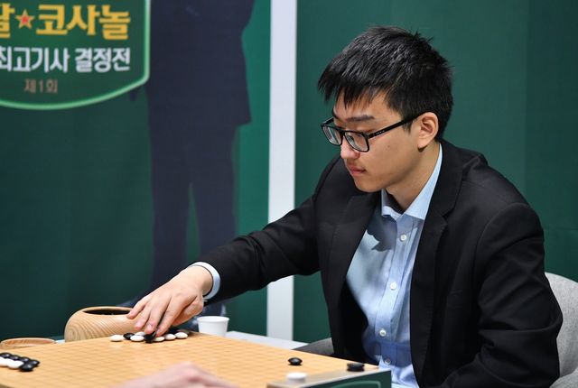 투샤오위 9단이 쏘팔코사놀 결승에 올랐다.