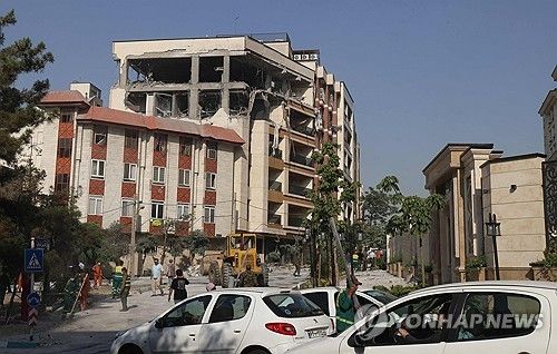 이스라엘 공습으로 파괴된 테헤란의 건물