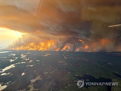 캐나다 산불