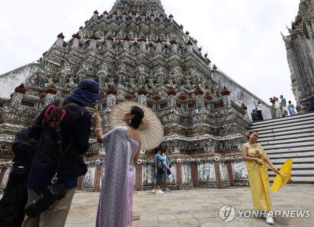 태국 방문한 외국 관광객