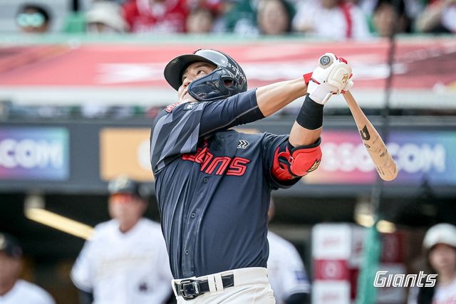 김민성의 솔로포