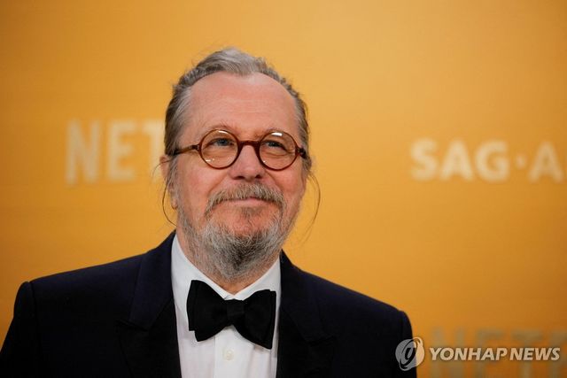 배우 게리 올드먼 