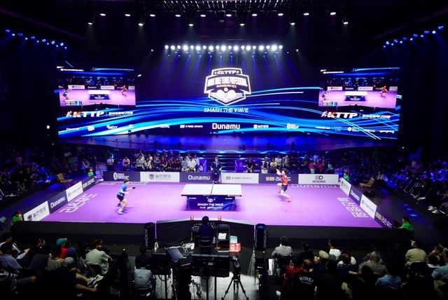 두나무 프로탁구리그 남자부 4강 경기 장면