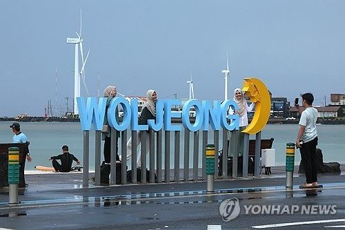 월정리 찾은 외국인 관광객