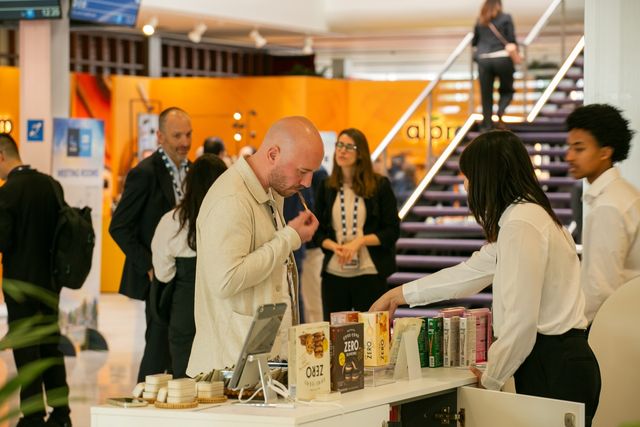 롯데, 2025 소비재 포럼' 글로벌 서밋 참가