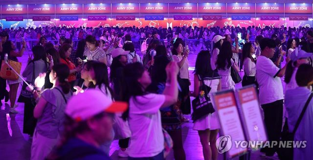 보랏빛 'BTS 페스타'