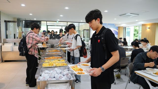 익명 기부, '천원의 아침밥' 시험 기간 무료