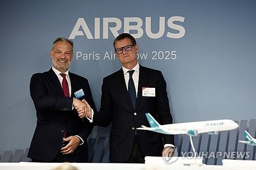사우디 항공기 임대업체 아비리스 측과 주문 계약 맺는 에어버스