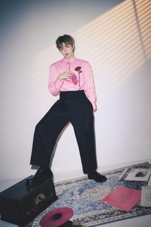 신보 '글로 투 헤이즈' 발매한 강다니