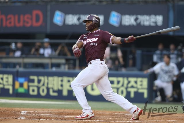 키움 외국인 타자 스톤 개랫