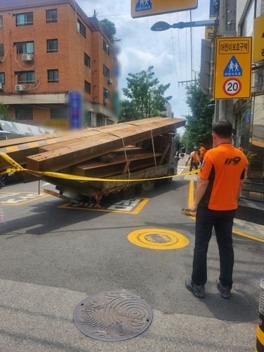 잠실 포트홀 사고 현장