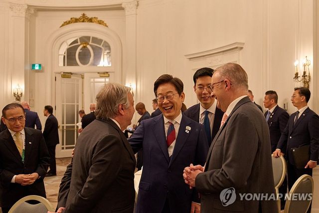 이재명 대통령 부부, G7 리셉션 참석