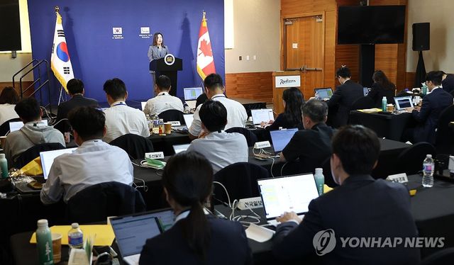 강유정 대변인, 이재명 대통령 G7 순방 브리핑