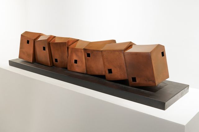 엄태정, 1000개의 찬란한 막고굴 시대 I, 2025, 구리[아라리오갤러리 제공. 재판매 및 DB 금지]