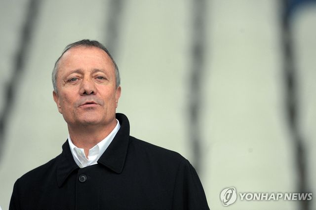 베르나르 라콩브