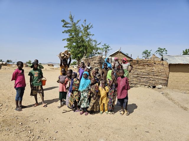 카메룬 미나와오 난민캠프의 아이들