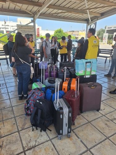 요르단 국경검문소에서 대기중인 우리 국민