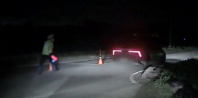 A씨가 정차 지시에 불응하고 도주하는 모습