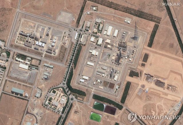 이란 아라크 핵시설 위성 촬영 모습