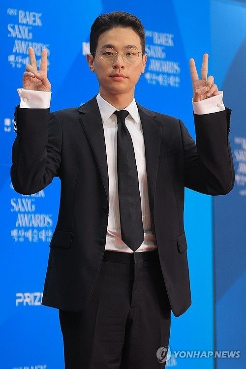 배우 겸 출판사 대표 박정민