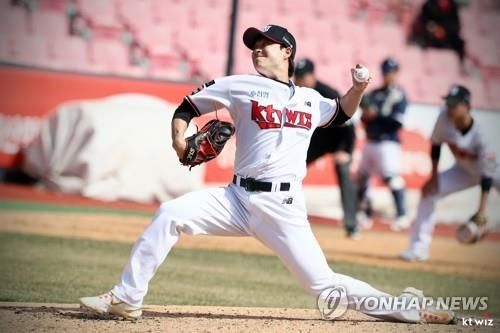 롯데로 이적하게 된 kt 투수 박세진