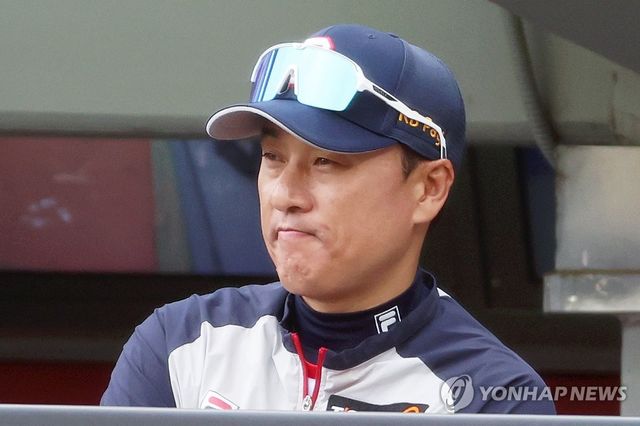 두산 베어스 감독에서 자진 사퇴한 이승엽