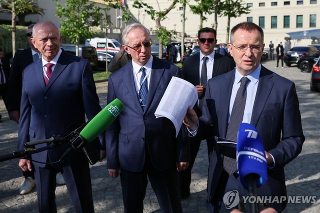 이스탄불 2차 협상 참가한 러시아 대표단