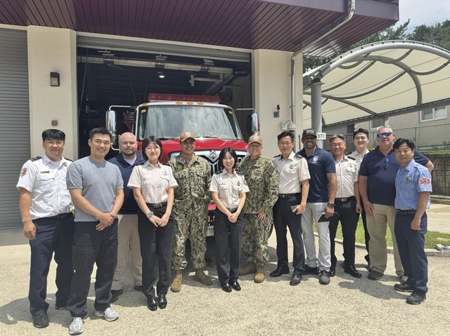 경남 창원 진해구 미군 소방대 방문한 창원소방본부