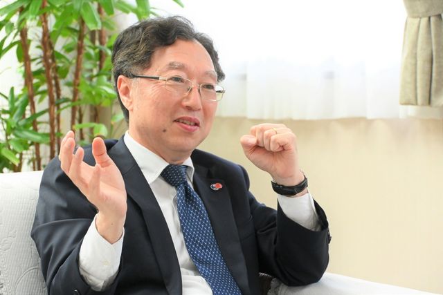 오스카 츠요시 주부산 일본국총영사