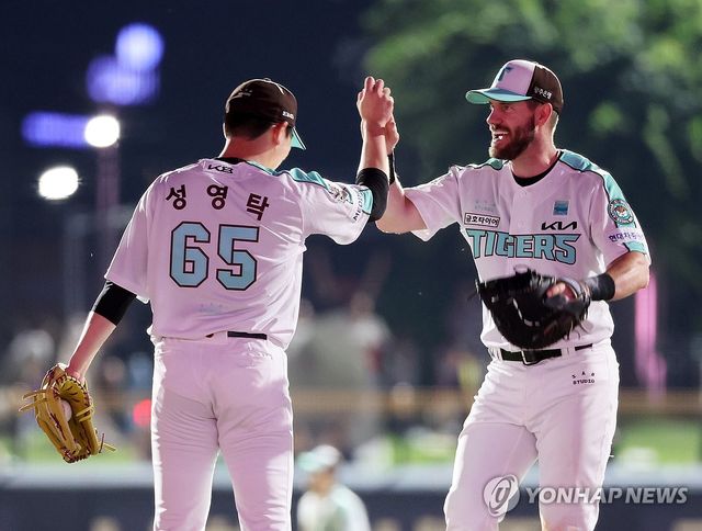 성영탁, 위즈덤과 하이파이브