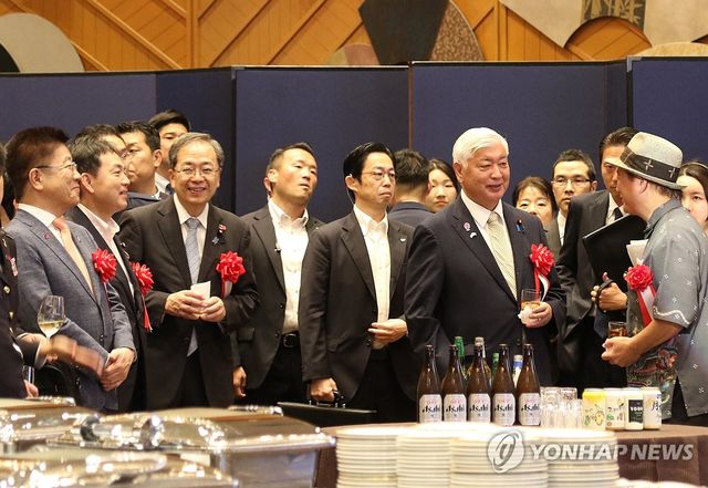 '한일수교 60주년 기념행사'에 모인 일본 각료들