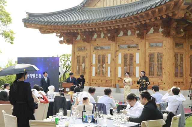 중국 유학생 전통공연 모습