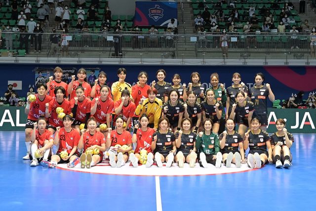 한국과 일본의 2022년 정기전 단체 사진