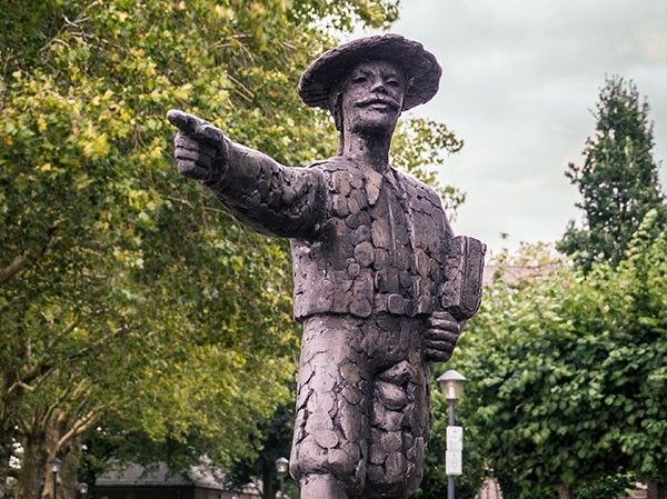 네덜란드 코렌브뤼흐의 하멜 동상