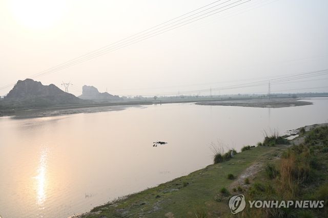 파키스탄 펀자브주 체나브강