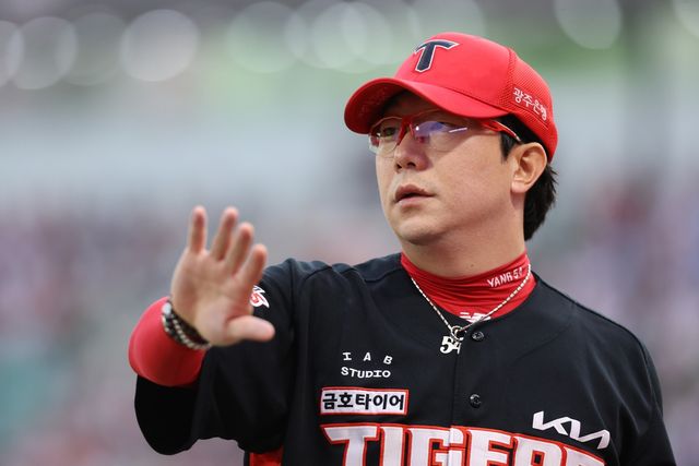 10번째 김광현과 맞대결에서 호투한 KIA 양현종