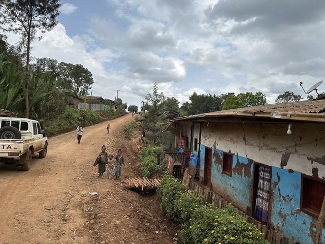 에티오피아 산동네 아이들