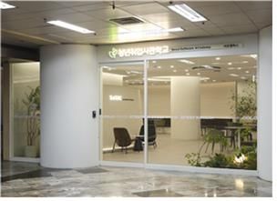 서초캠퍼스 출입구 모습