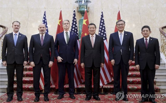 영국 런던서 열린 미중 2차 고위급 무역회담
