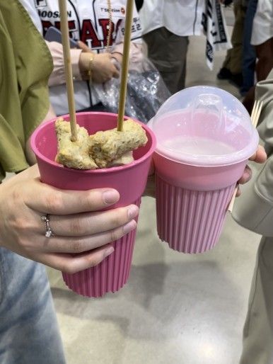 다회용기에 담긴 음식 모습