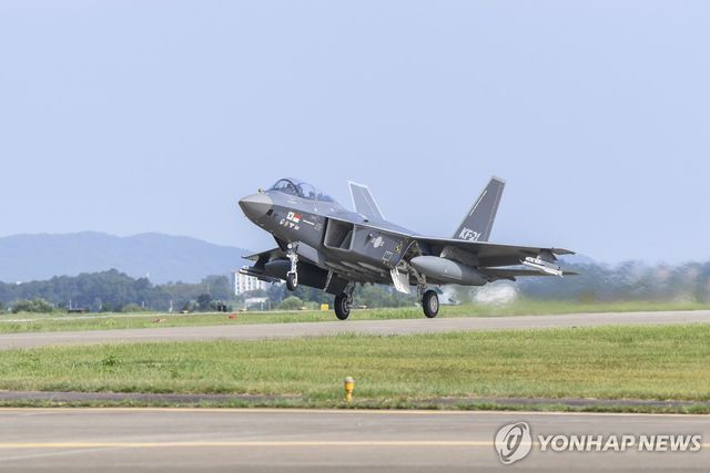 한국 차세대 전투기인 보라매(KF-21)