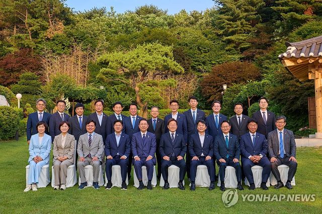 이재명 대통령, 민주당 원내지도부와 만찬