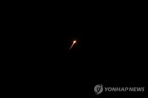 카트르 상공의 요격 미사일