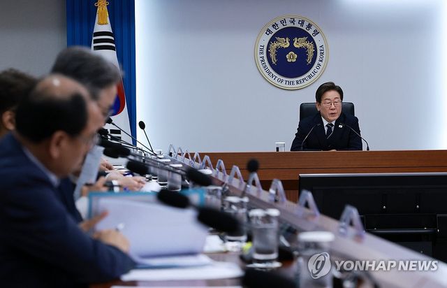 이재명 대통령, 1차 수석보좌관 회의