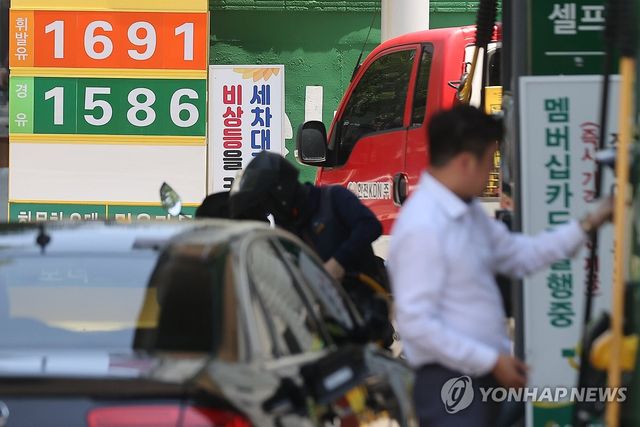 호르무즈 해협 봉쇄 우려에 국제유가 상승