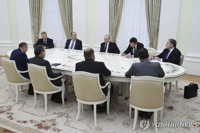 푸틴, 이란 외무장관 회동