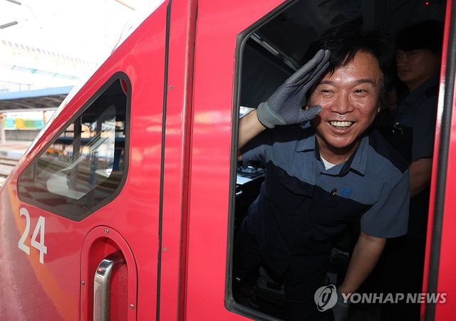 김영훈 노동장관 후보자, 마지막 열차 운행 전 인사